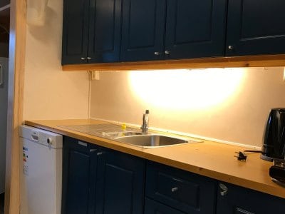 Apartment Type 3 kitchen with sink and dishwasher – Sotra Rorbusenter