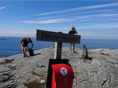 Hiking to Tennesnova viewpoint in Sotra, Norway